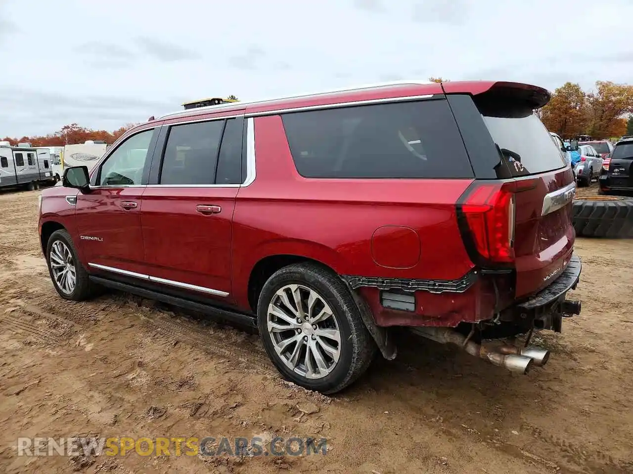 2 Photograph of a damaged car 1GKS2JKL8MR243500 GMC YUKON 2021