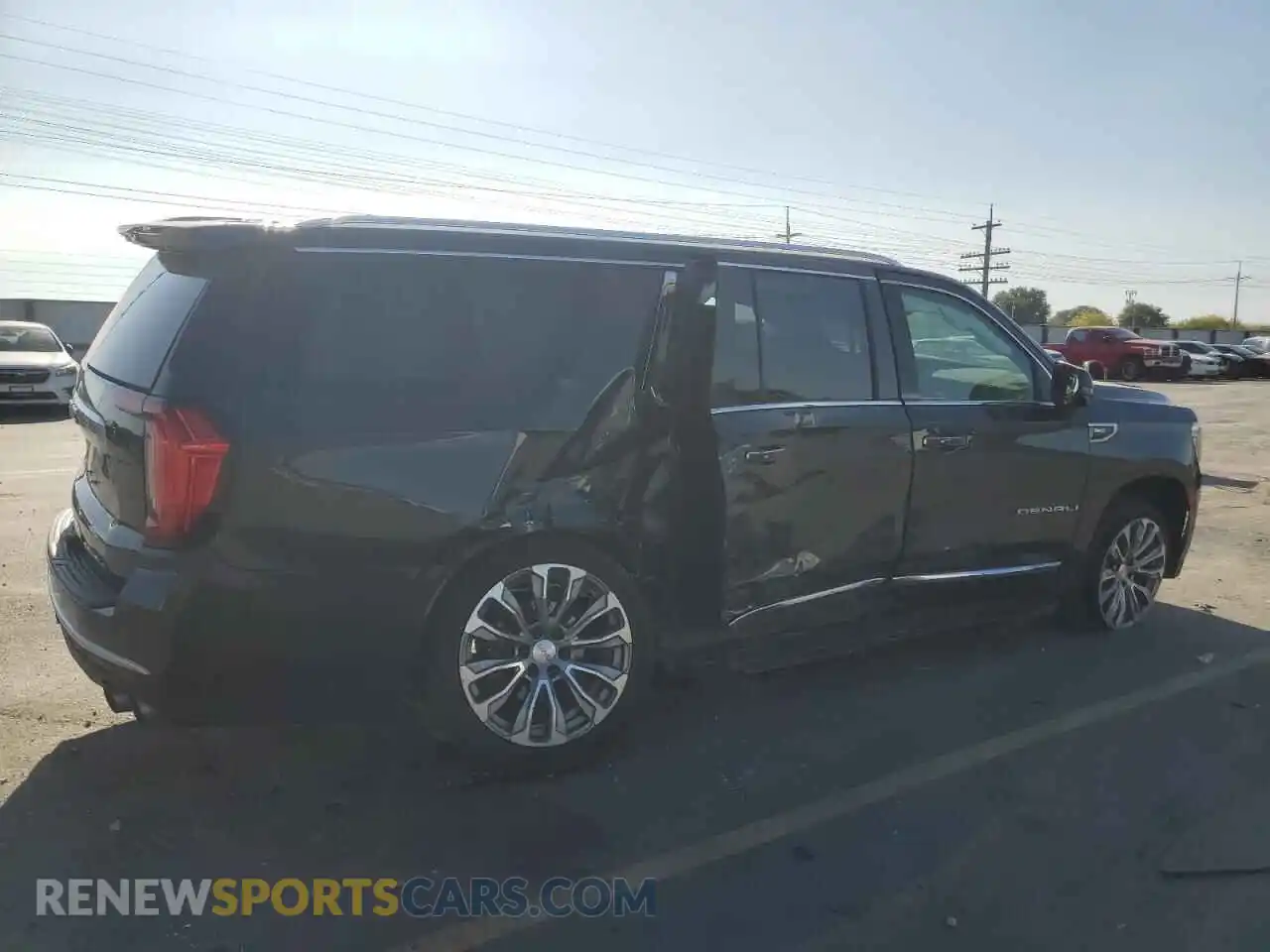 3 Фотография поврежденного автомобиля 1GKS2JKL9MR446301 GMC YUKON 2021