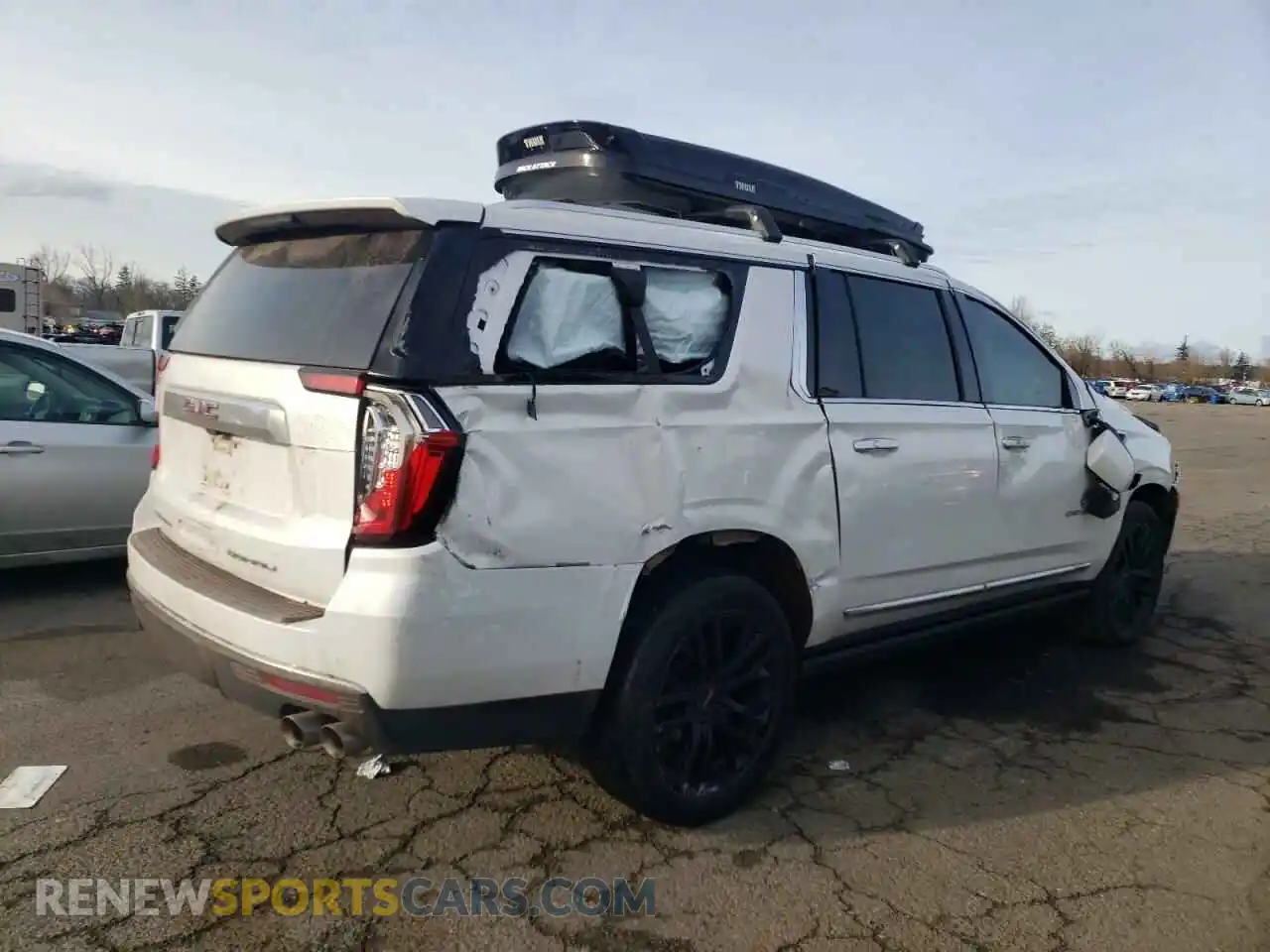 3 Photograph of a damaged car 1GKS2JKLXMR193652 GMC YUKON 2021