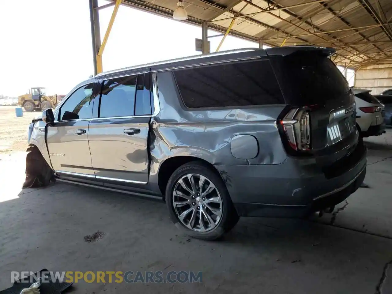 2 Photograph of a damaged car 1GKS2JKL3NR164656 GMC YUKON 2022