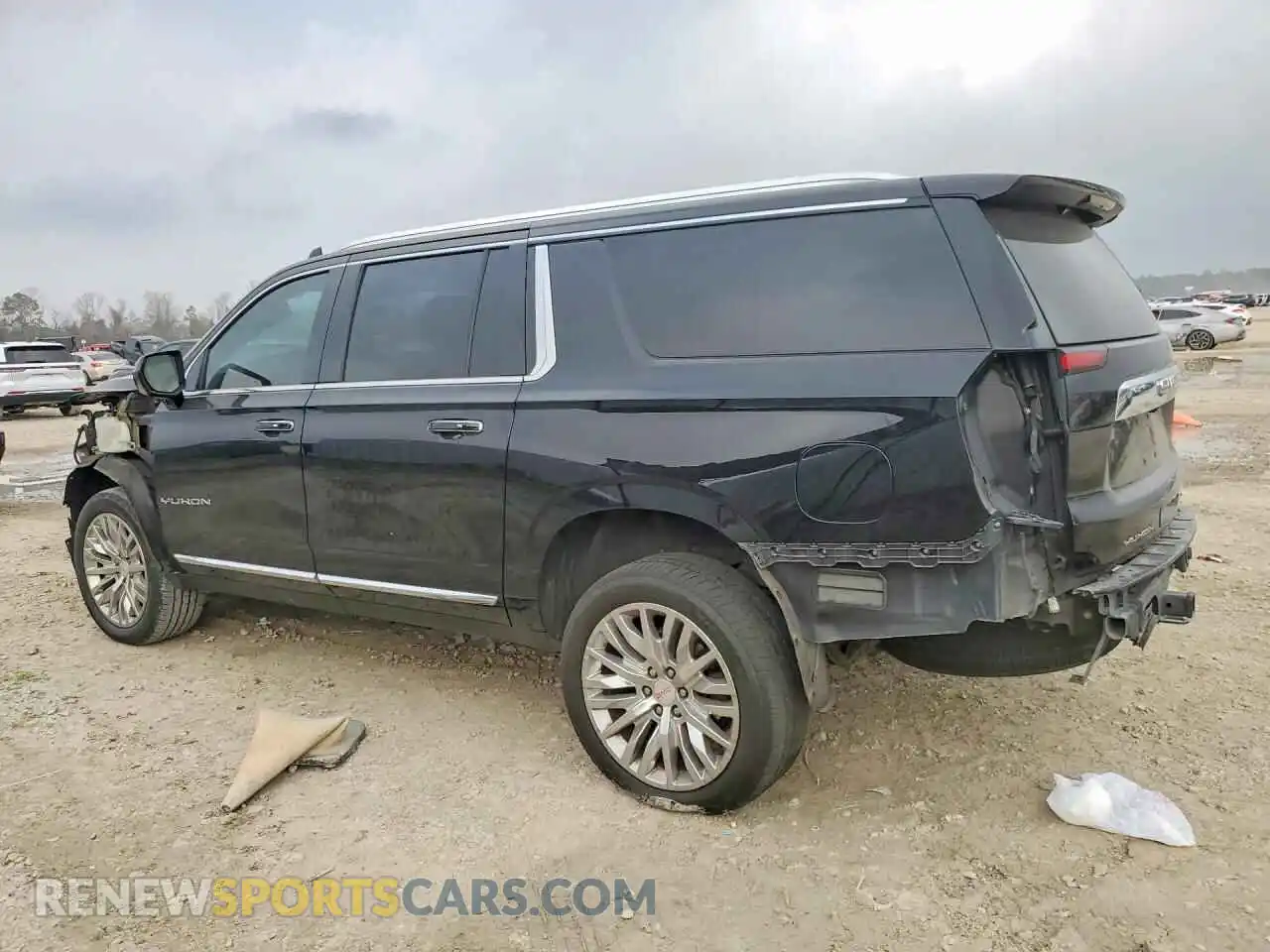 2 Photograph of a damaged car 1GKS1GKDXPR102625 GMC YUKON 2023