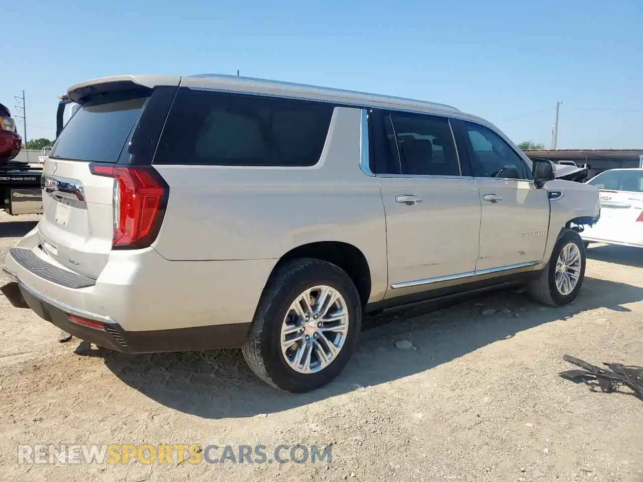 3 Photograph of a damaged car 1GKS1GKDXPR247650 GMC YUKON 2023
