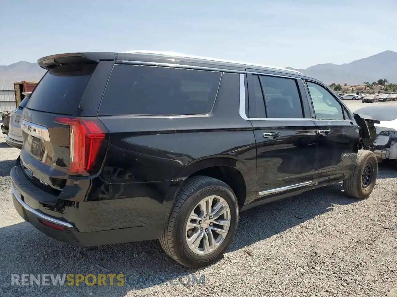 3 Photograph of a damaged car 1GKS1GKDXPR548080 GMC YUKON 2023