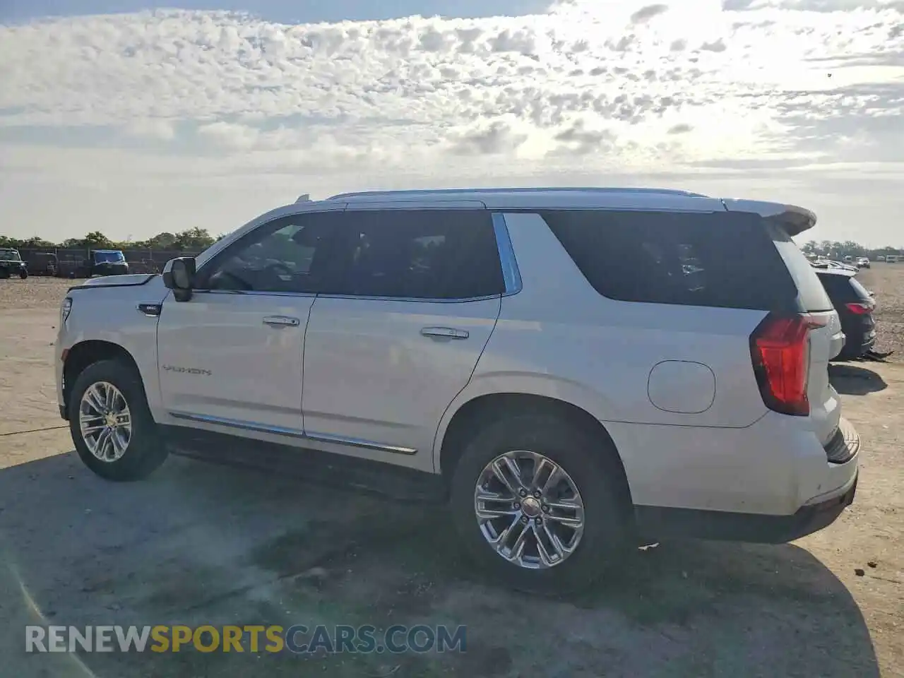2 Photograph of a damaged car 1GKS2BKD2PR136249 GMC YUKON 2023