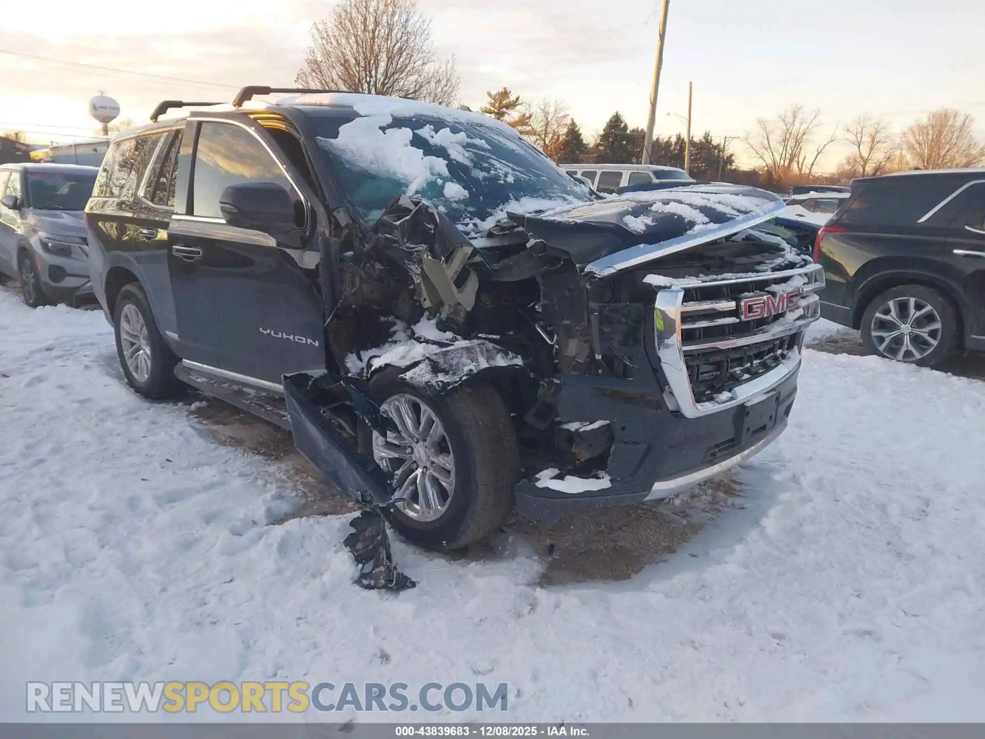 1 Photograph of a damaged car 1GKS2BKD2PR201763 GMC YUKON 2023