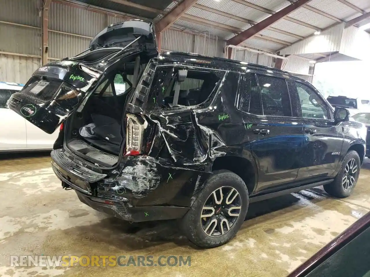 3 Photograph of a damaged car 1GKS2CKD2PR118453 GMC YUKON 2023