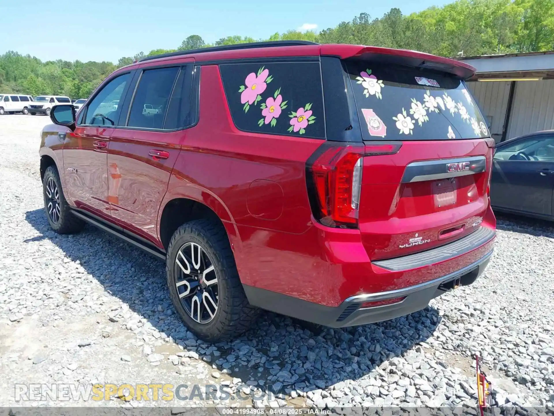 3 Photograph of a damaged car 1GKS2CKDXPR233415 GMC YUKON 2023