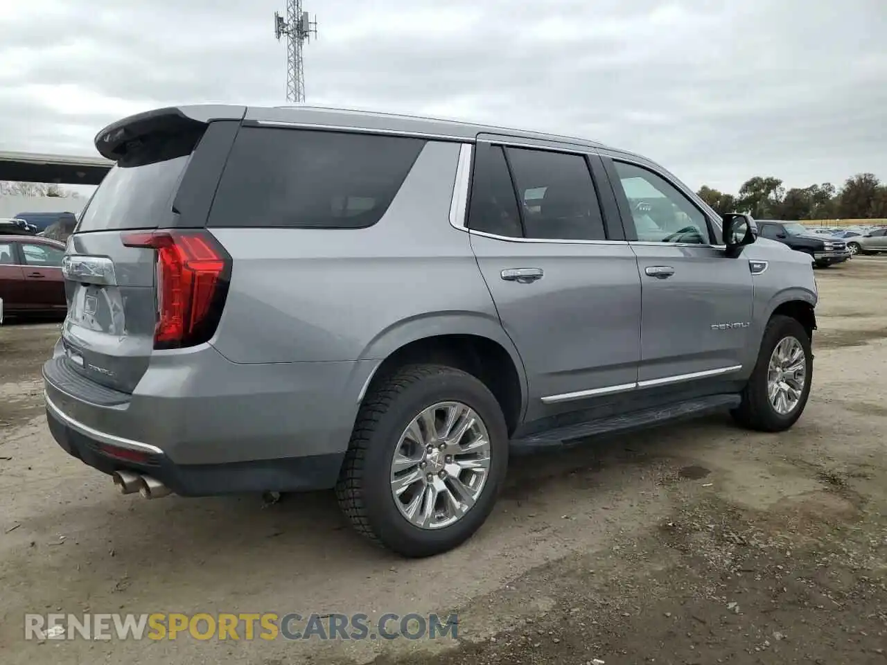 3 Photograph of a damaged car 1GKS2DKL3PR360620 GMC YUKON 2023