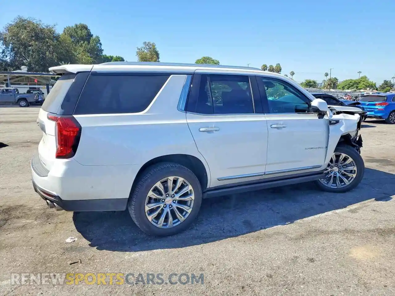 3 Photograph of a damaged car 1GKS2DKL3PR371357 GMC YUKON 2023