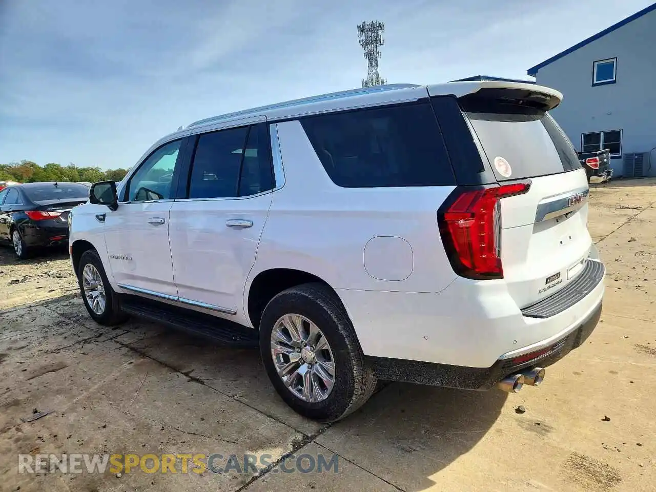 2 fotografías del automóvil dañado 1GKS2DKL5PR228457 GMC YUKON 2023