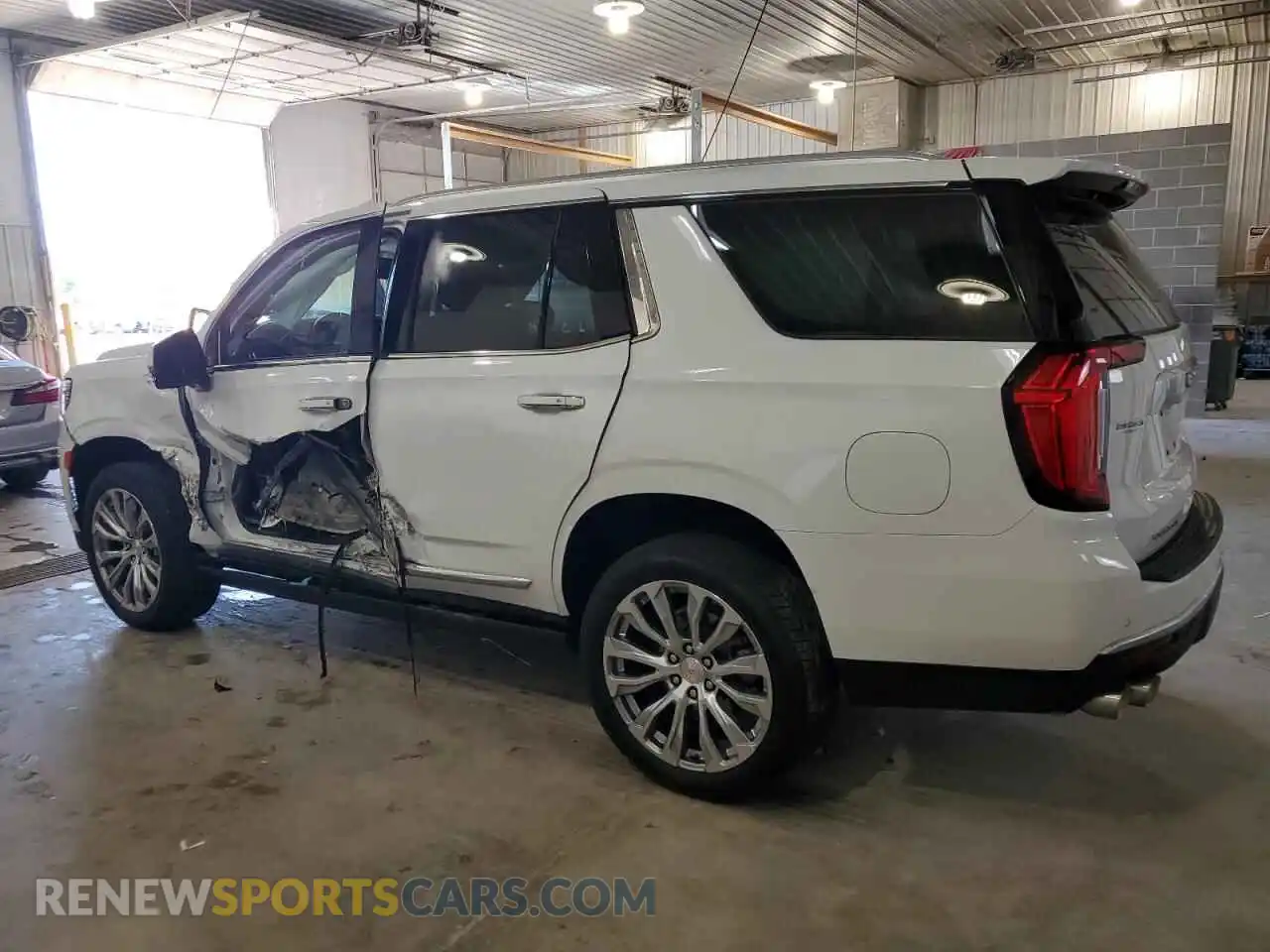 2 Photograph of a damaged car 1GKS2DKL8PR501925 GMC YUKON 2023