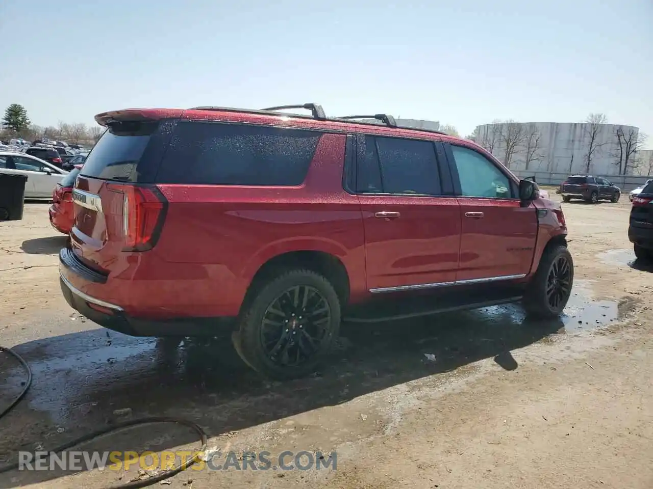 3 Photograph of a damaged car 1GKS2GKD7PR499188 GMC YUKON 2023