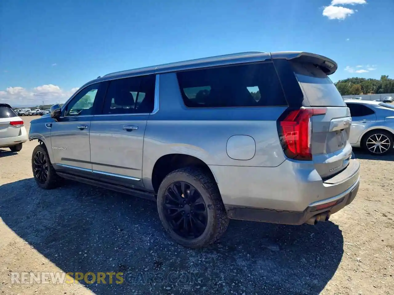 2 Фотография поврежденного автомобиля 1GKS2JKL7PR300046 GMC YUKON 2023