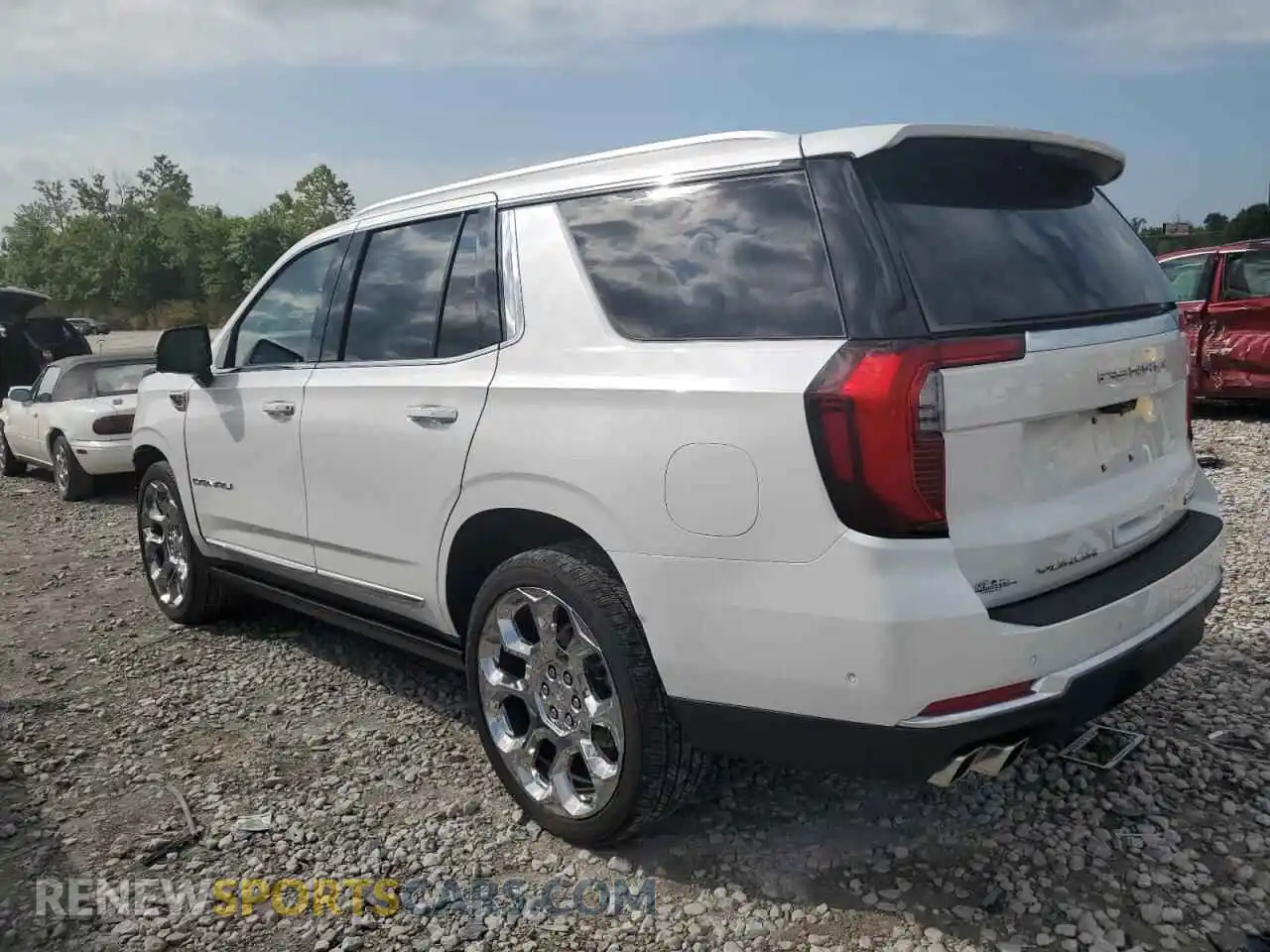 2 Photograph of a damaged car 1GKS2DRL0SR249182 GMC YUKON 2025