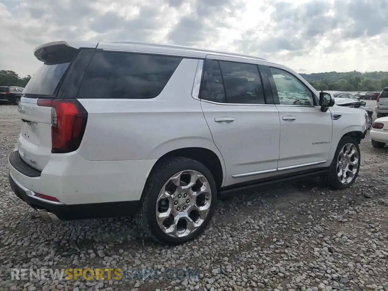 3 Photograph of a damaged car 1GKS2DRL0SR249182 GMC YUKON 2025
