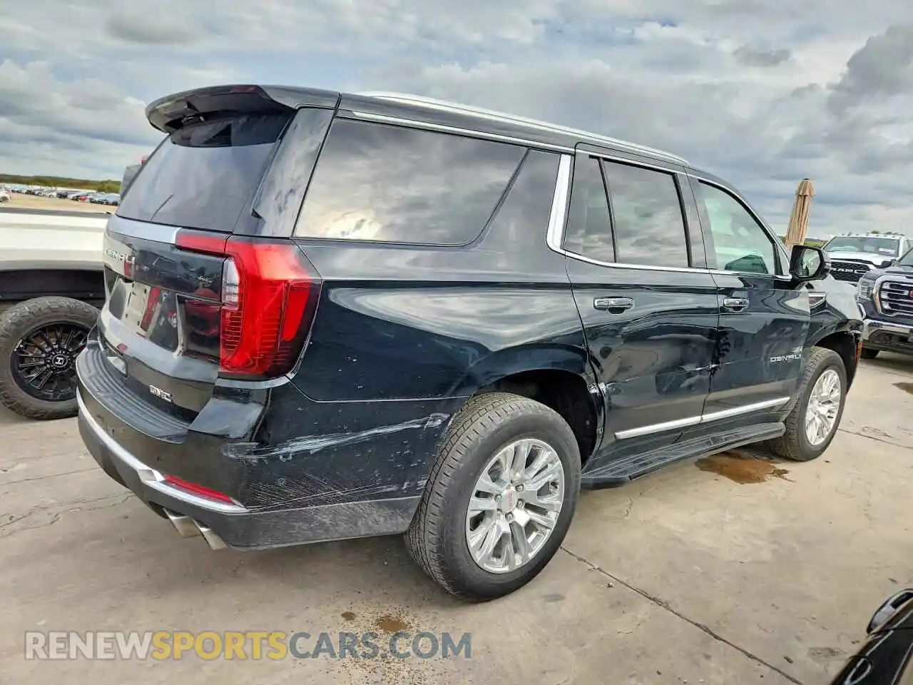 3 Фотография поврежденного автомобиля 1GKS2DRL1SR280196 GMC YUKON 2025
