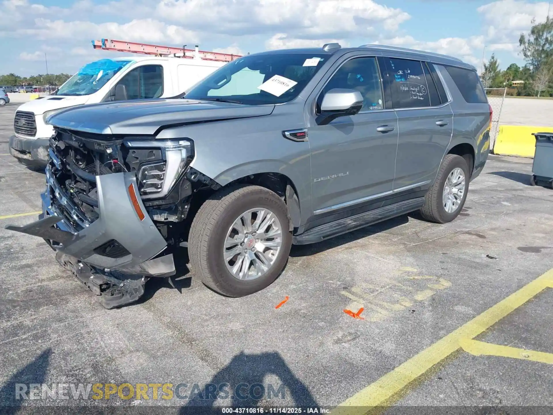 2 fotografías del automóvil dañado 1GKS2DRL4SR223314 GMC YUKON 2025