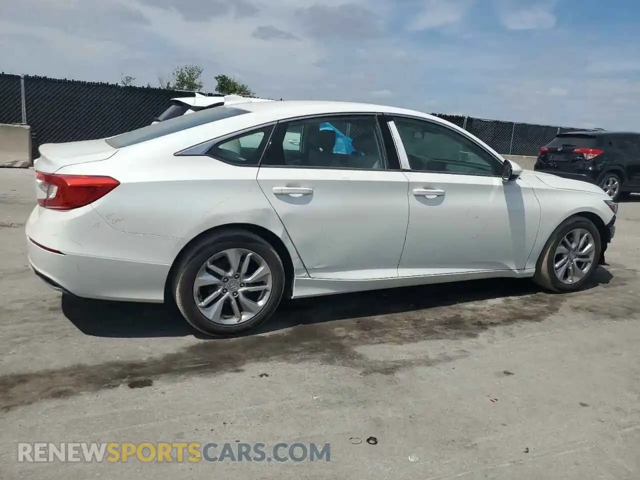 3 Фотография поврежденного автомобиля 1HGCV1F16KA108531 HONDA ACCORD 2019