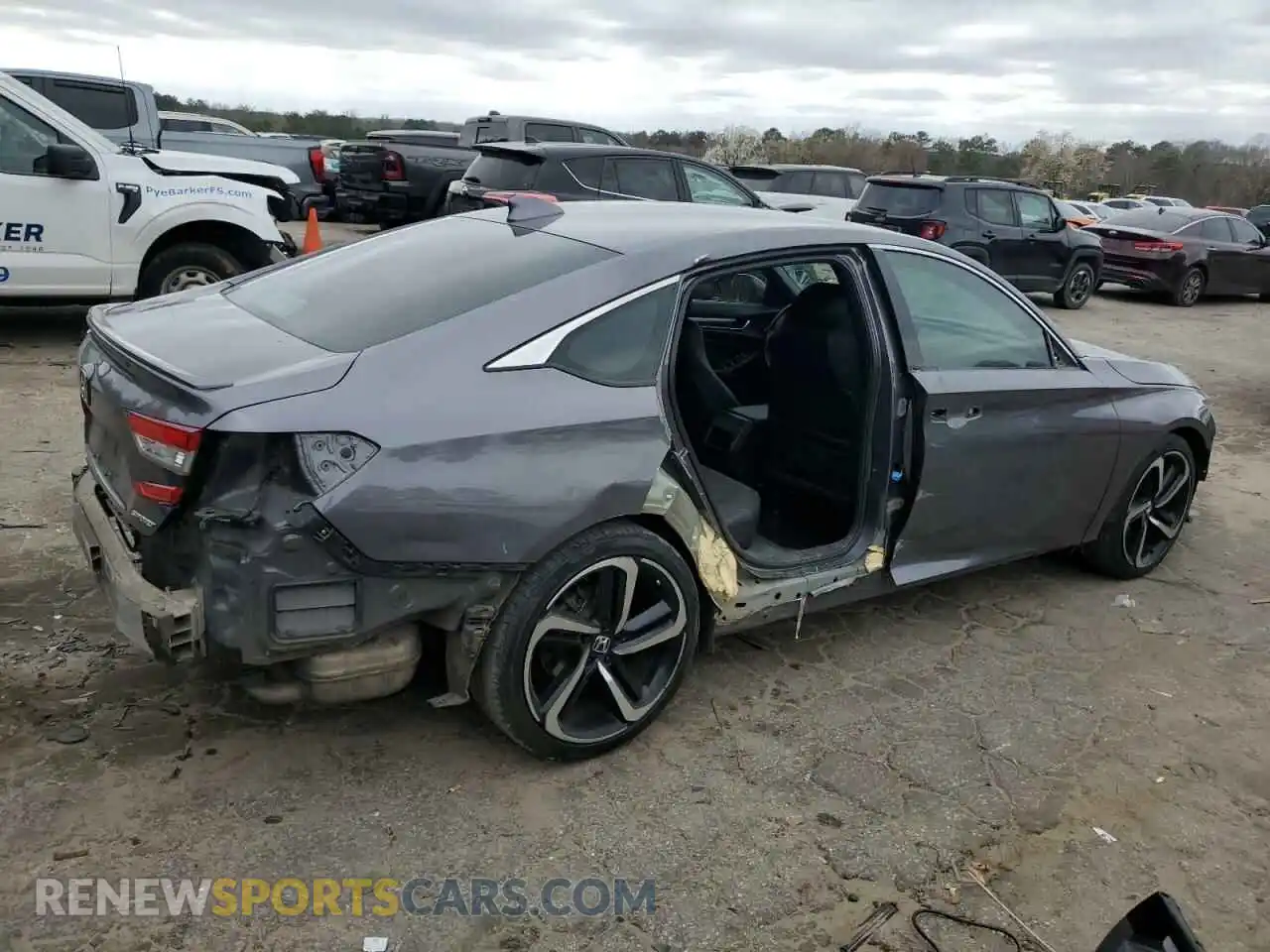 3 Photograph of a damaged car 1HGCV1F32KA033201 HONDA ACCORD 2019