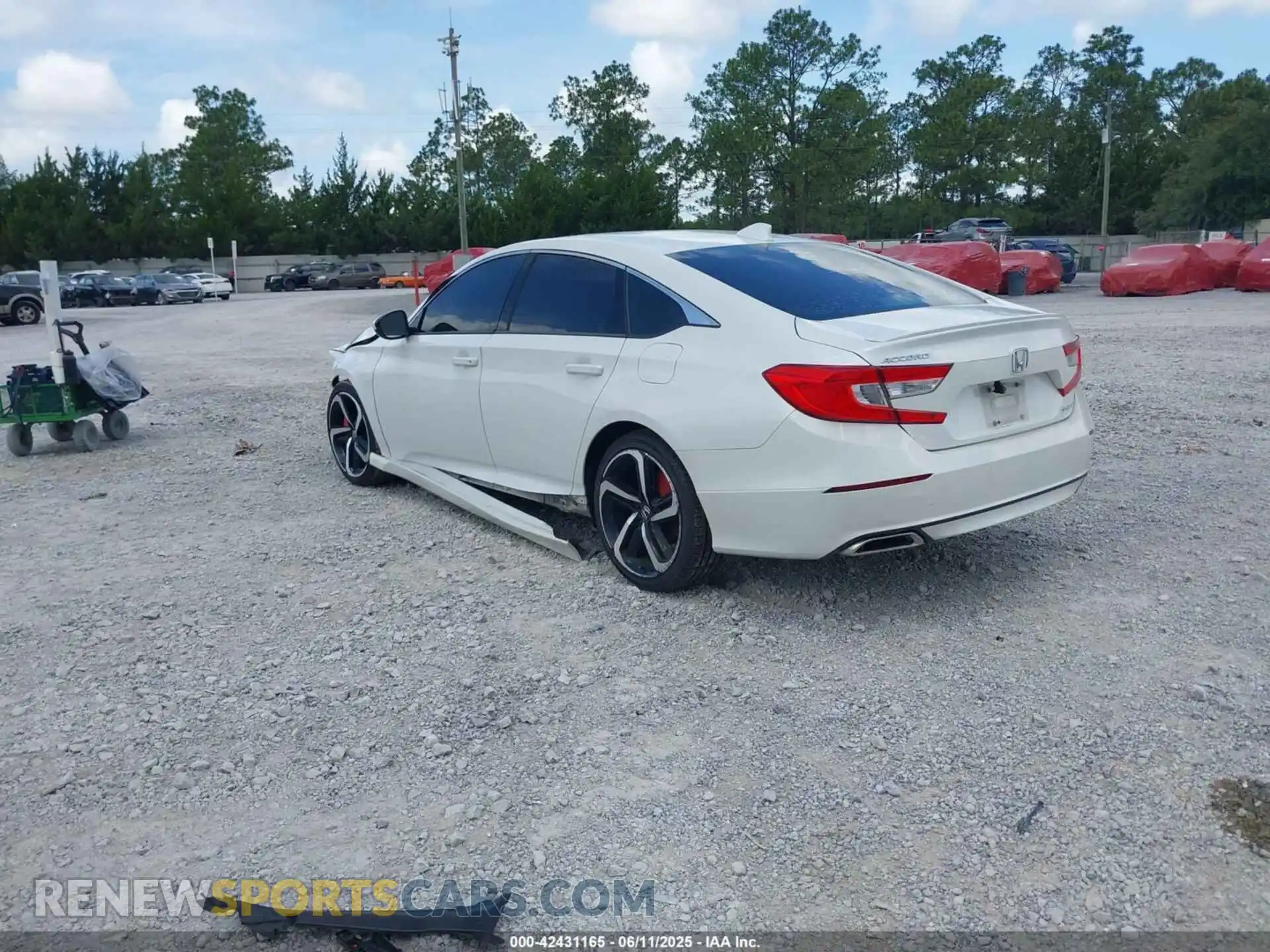 3 Photograph of a damaged car 1HGCV1F32KA168372 HONDA ACCORD 2019