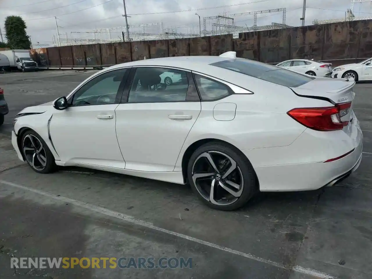 2 fotografías del automóvil dañado 1HGCV1F32KA175712 HONDA ACCORD 2019