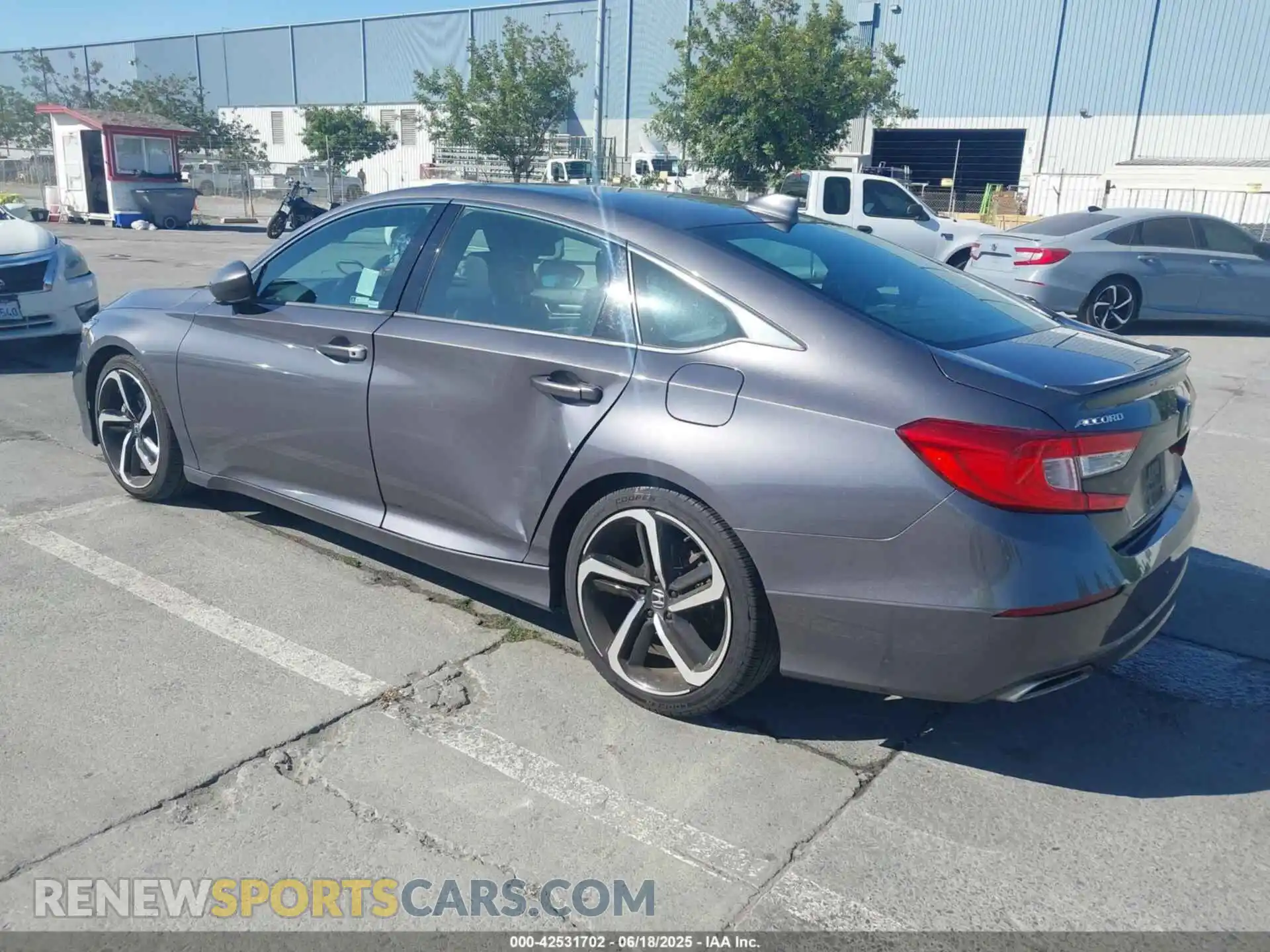 3 Photograph of a damaged car 1HGCV1F35KA098575 HONDA ACCORD 2019