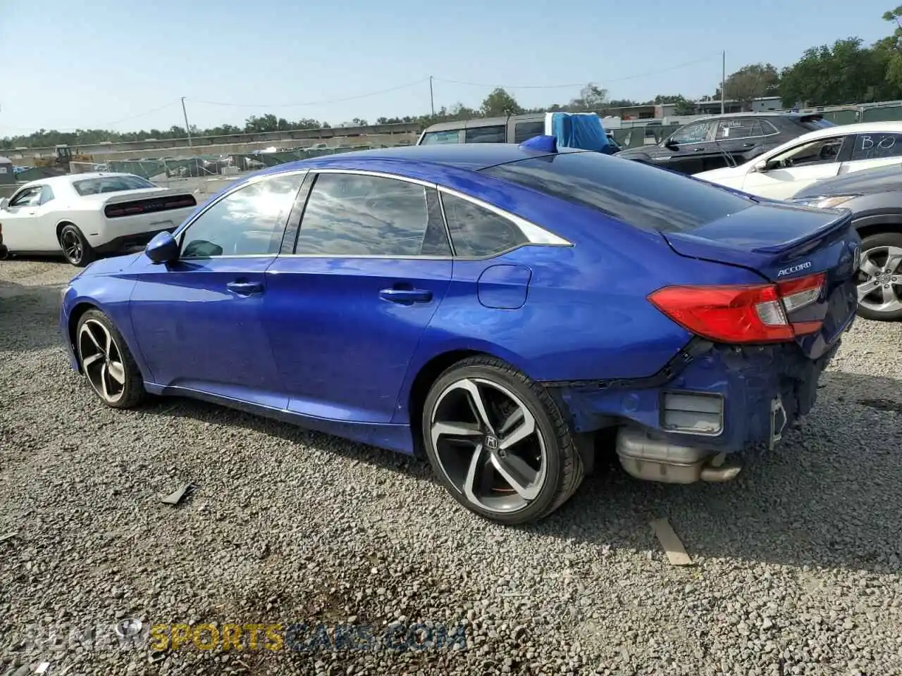 2 fotografías del automóvil dañado 1HGCV1F36KA127307 HONDA ACCORD 2019