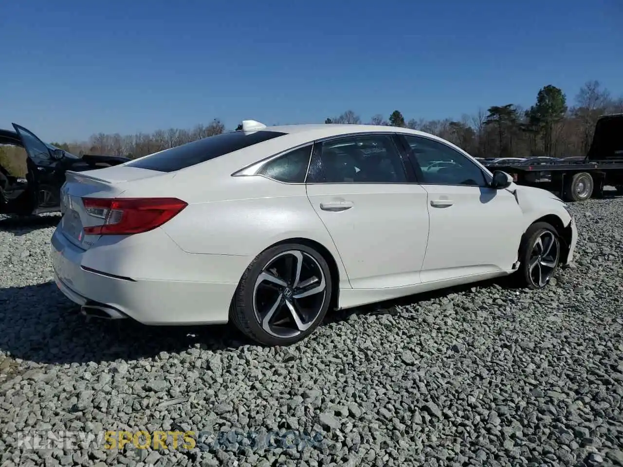 3 Photograph of a damaged car 1HGCV1F37KA112931 HONDA ACCORD 2019