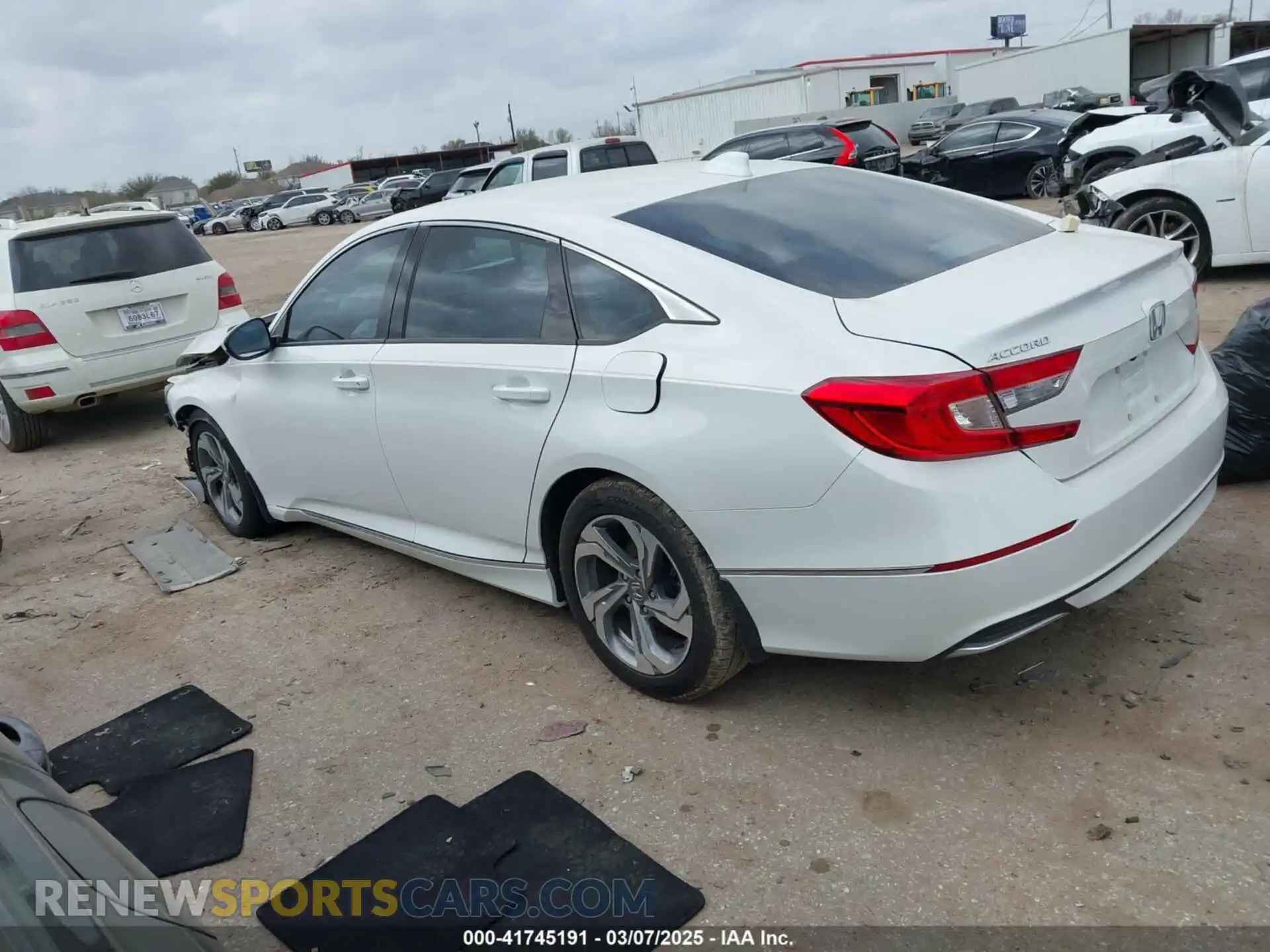 3 Photograph of a damaged car 1HGCV1F48KA031977 HONDA ACCORD 2019