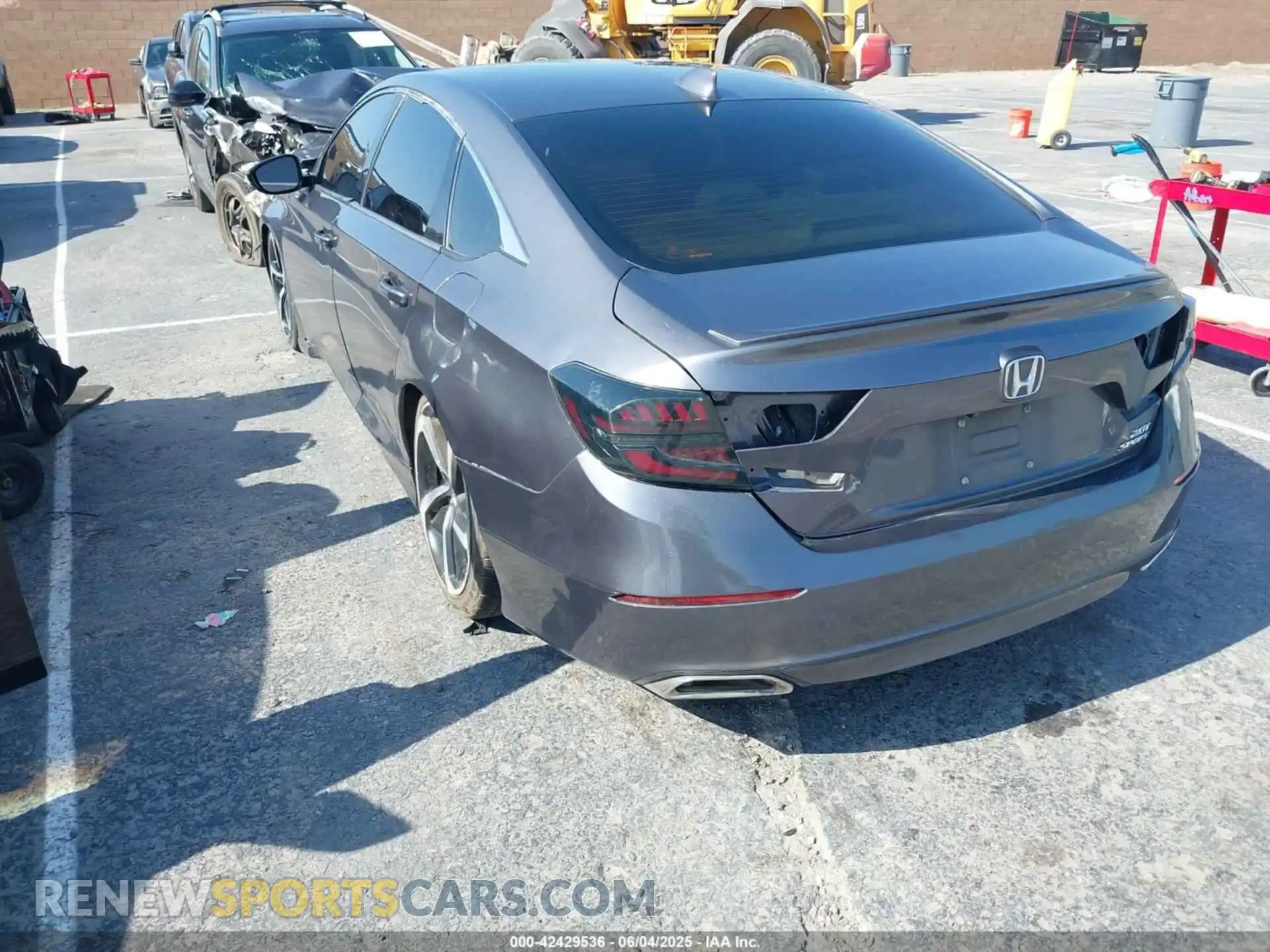 3 Фотография поврежденного автомобиля 1HGCV2F36KA024510 HONDA ACCORD 2019