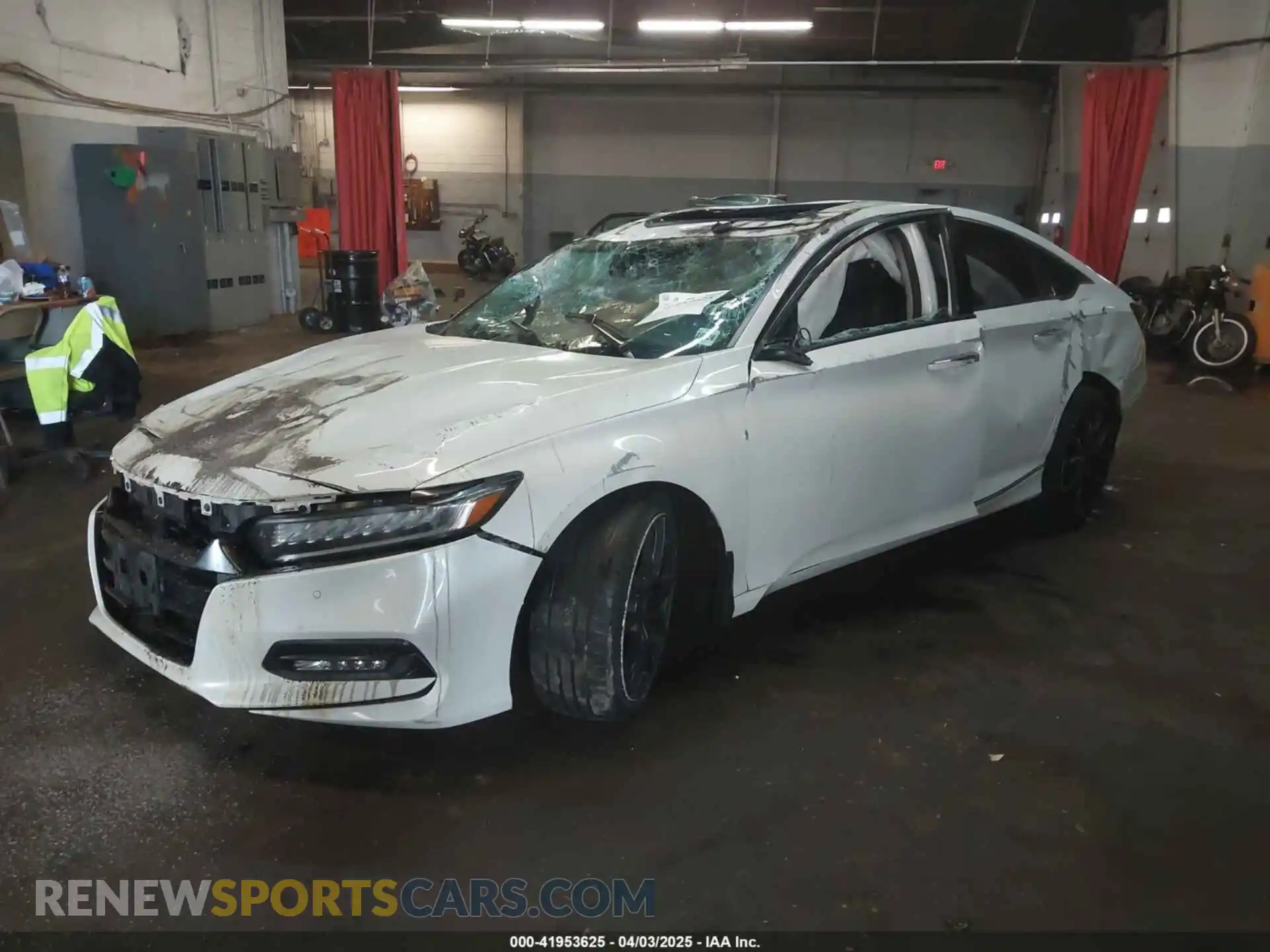 2 Photograph of a damaged car 1HGCV2F93KA032259 HONDA ACCORD 2019