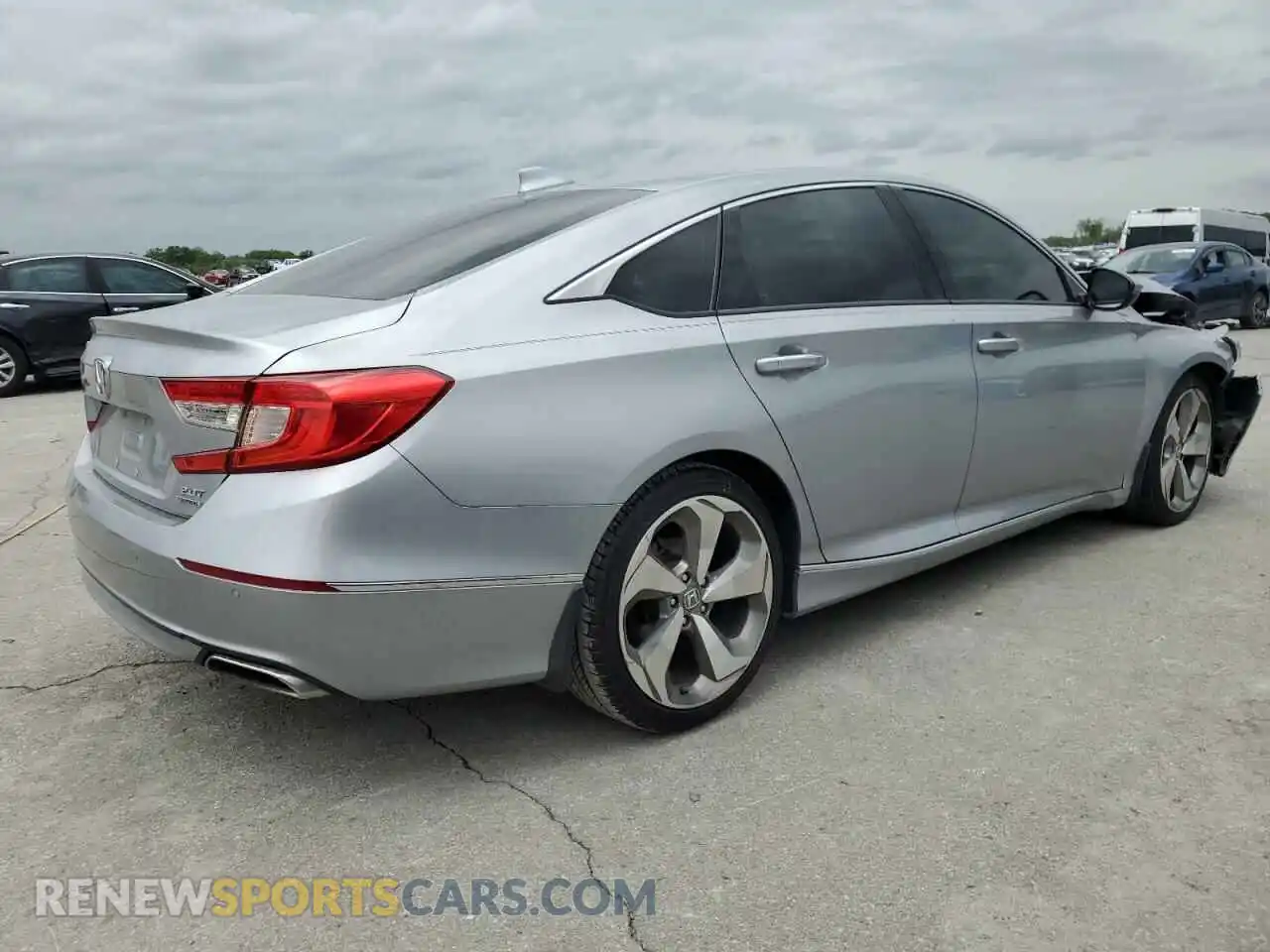3 Photograph of a damaged car 1HGCV2F95KA002485 HONDA ACCORD 2019