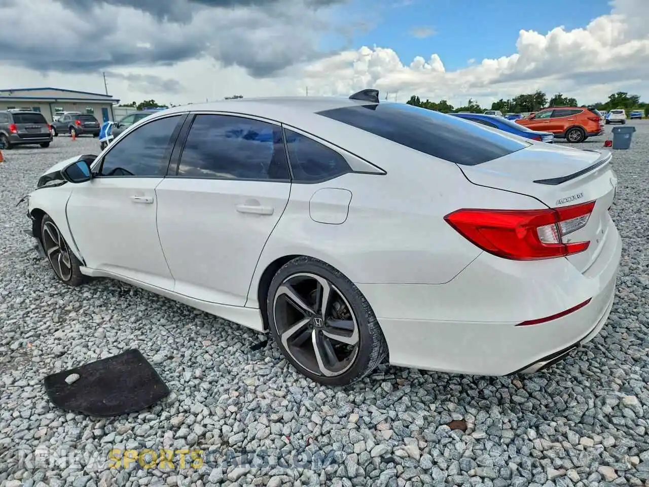 2 fotografías del automóvil dañado 1HGCV1F1XMA016647 HONDA ACCORD 2021