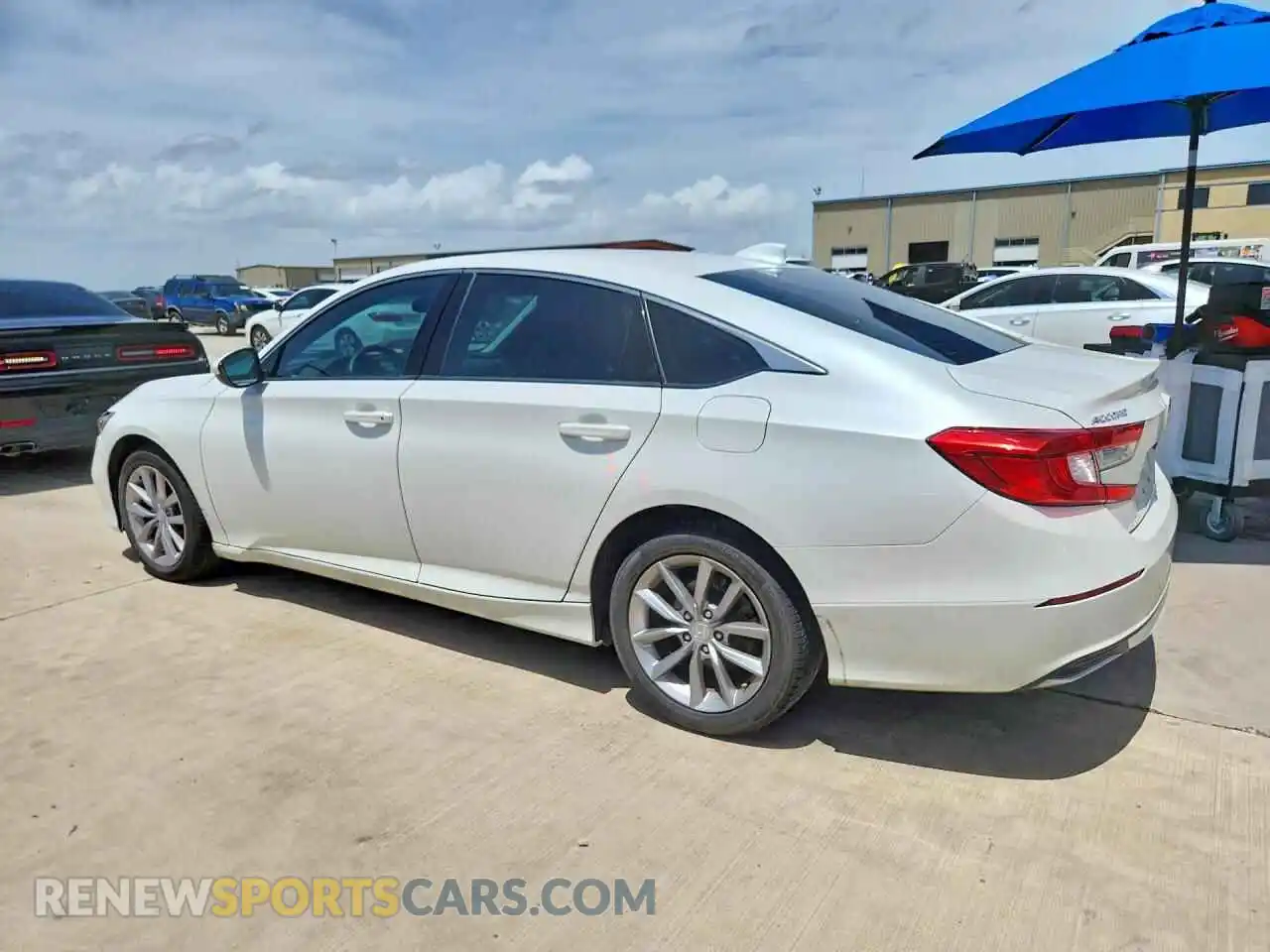 2 fotografías del automóvil dañado 1HGCV1F1XMA033920 HONDA ACCORD 2021