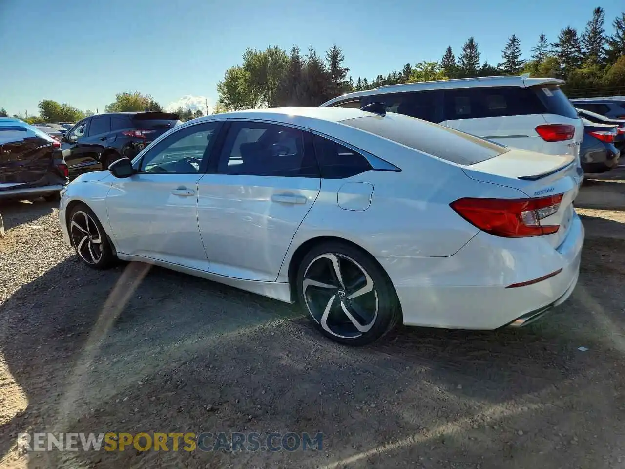 2 fotografías del automóvil dañado 1HGCV1F30MA800708 HONDA ACCORD 2021