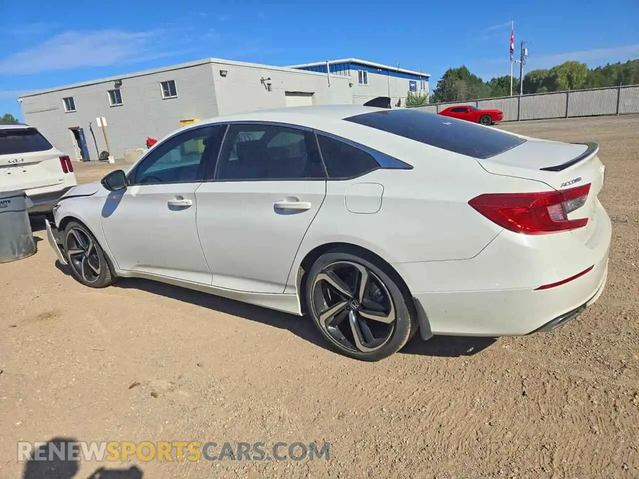 2 fotografías del automóvil dañado 1HGCV1F30MA802538 HONDA ACCORD 2021