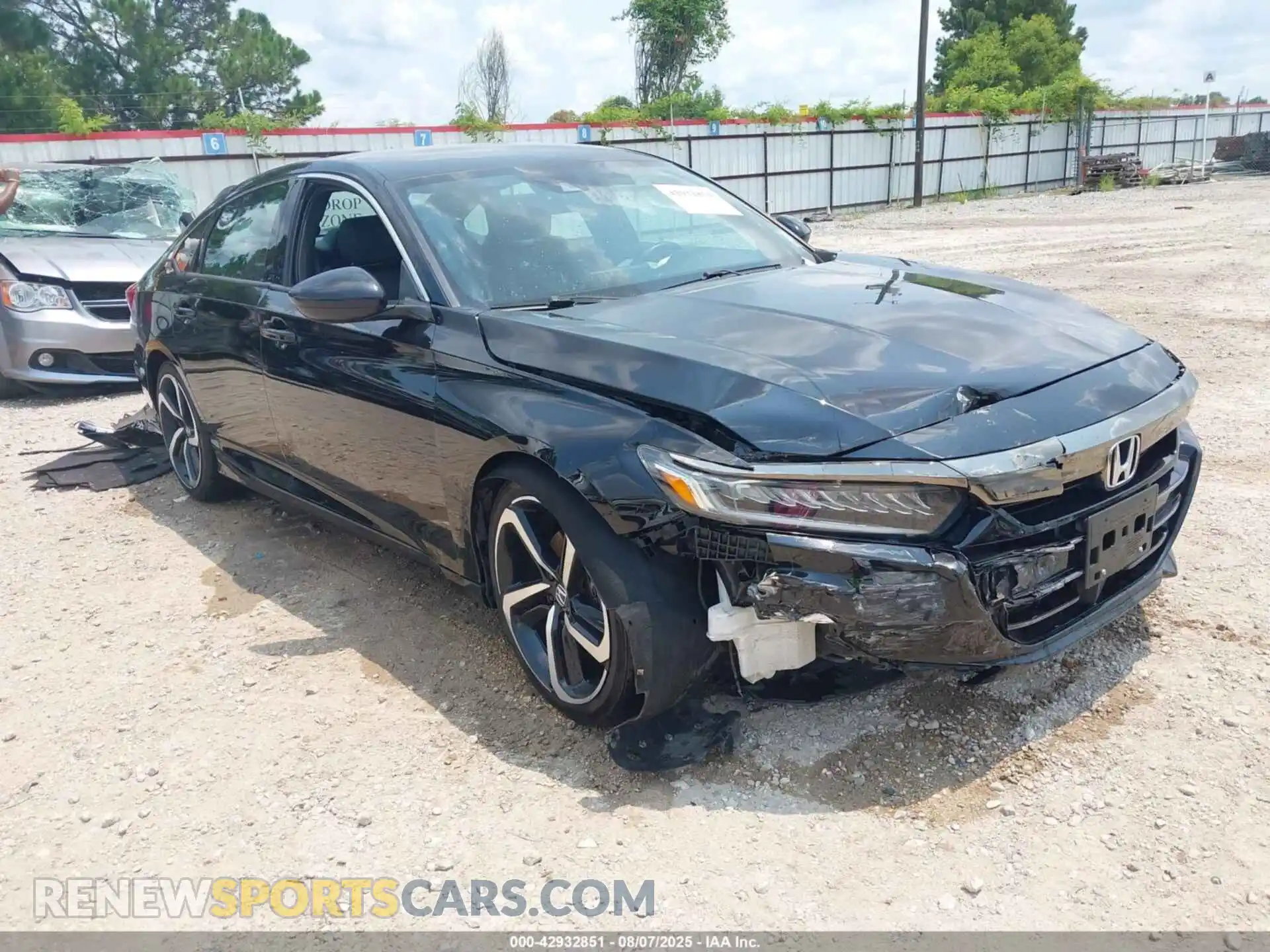 1 Photograph of a damaged car 1HGCV1F35MA076983 HONDA ACCORD 2021