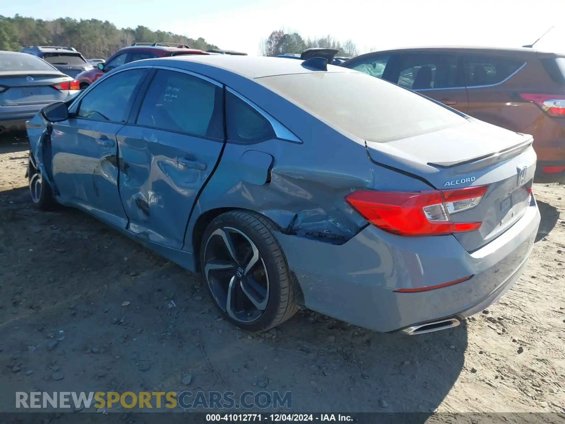 3 Фотография поврежденного автомобиля 1HGCV1F3XMA123957 HONDA ACCORD 2021