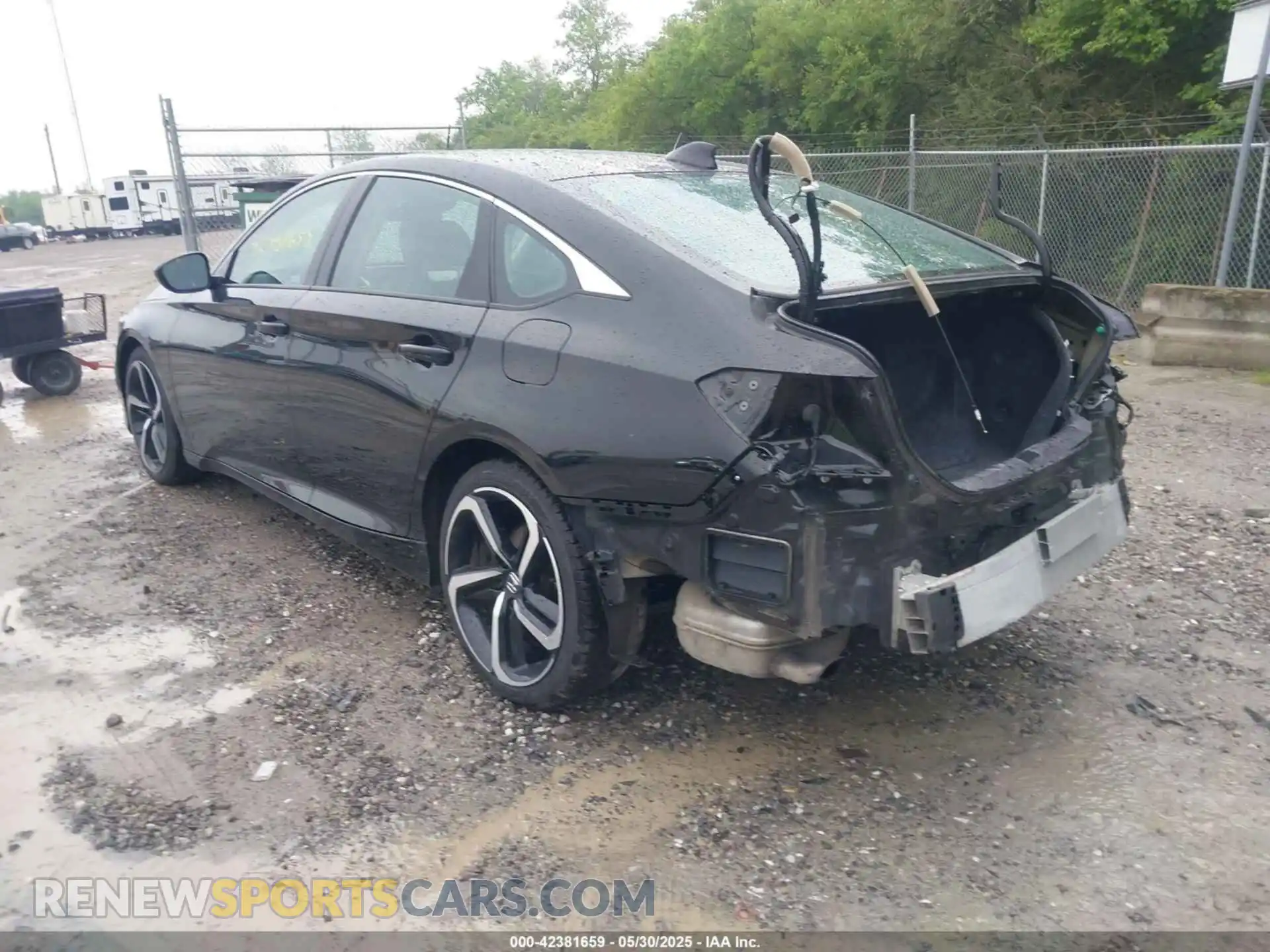 3 Фотография поврежденного автомобиля 1HGCV1F41MA024484 HONDA ACCORD 2021
