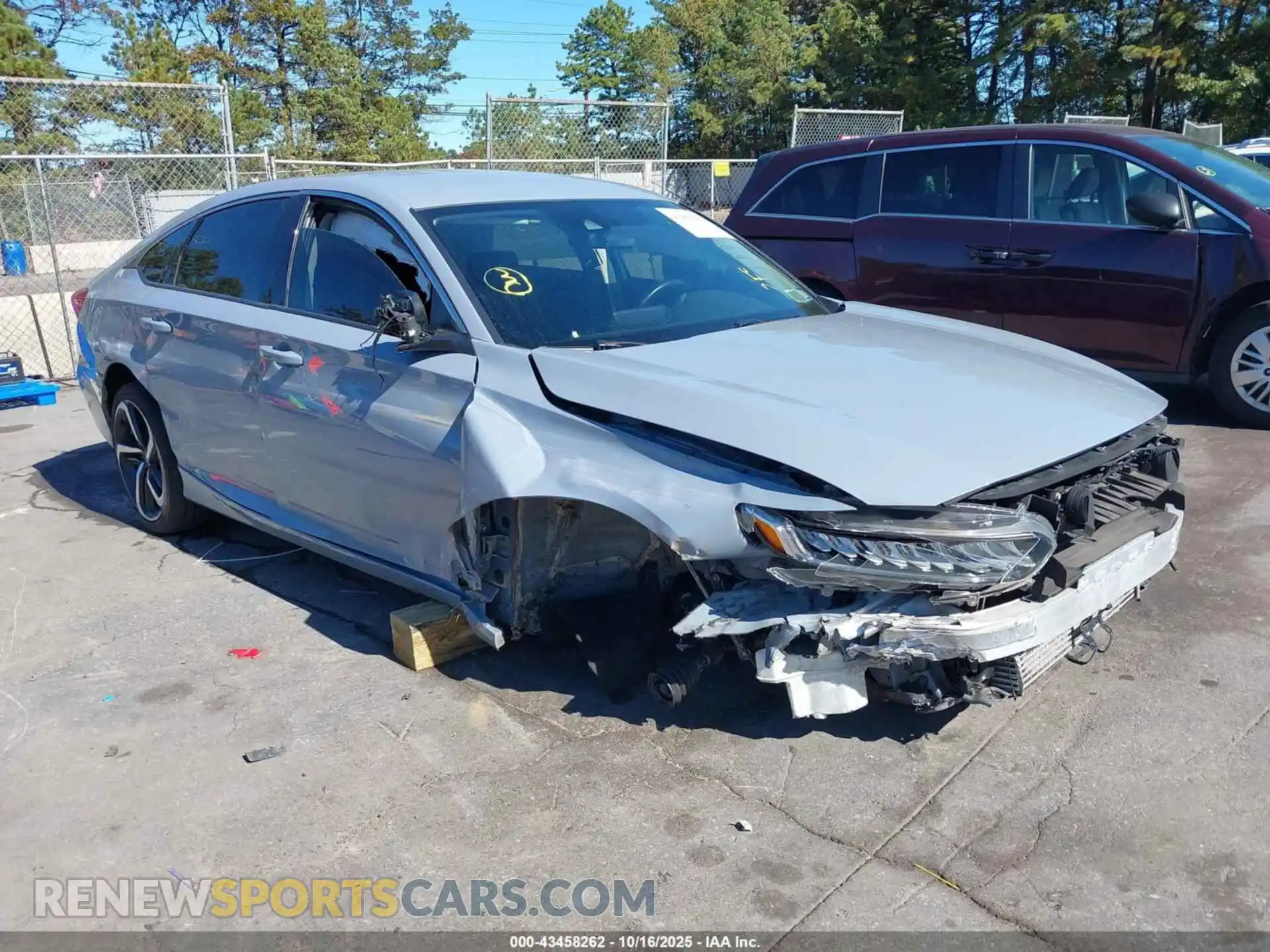 1 Фотография поврежденного автомобиля 1HGCV1F41MA077671 HONDA ACCORD 2021
