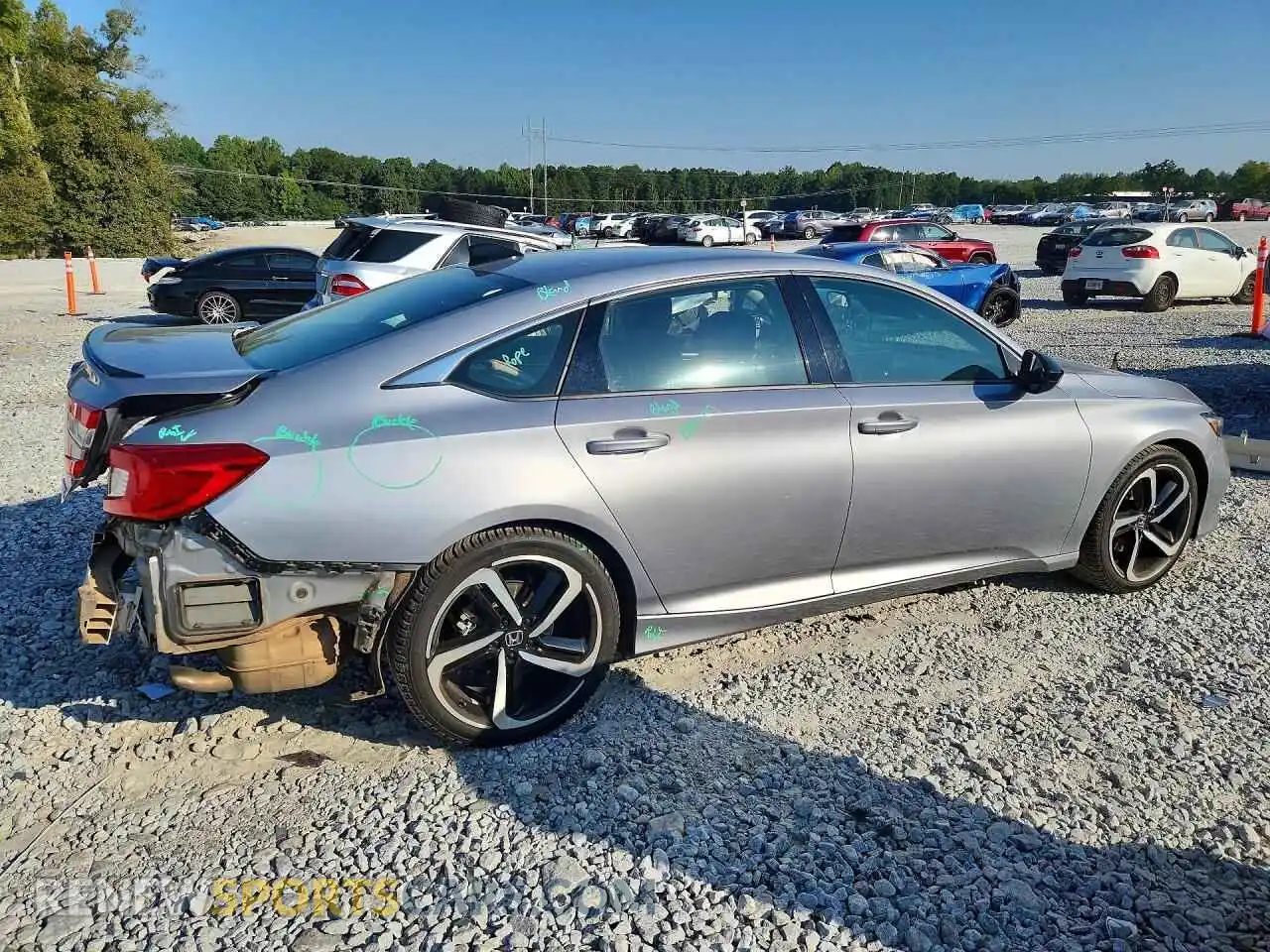 3 fotografías del automóvil dañado 1HGCV1F4XMA010048 HONDA ACCORD 2021