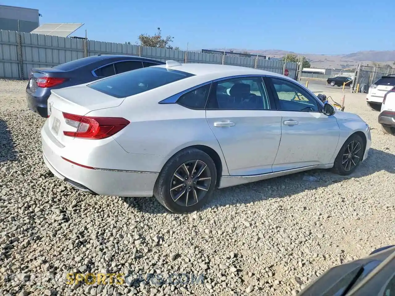 3 Фотография поврежденного автомобиля 1HGCV1F59MA118007 HONDA ACCORD 2021