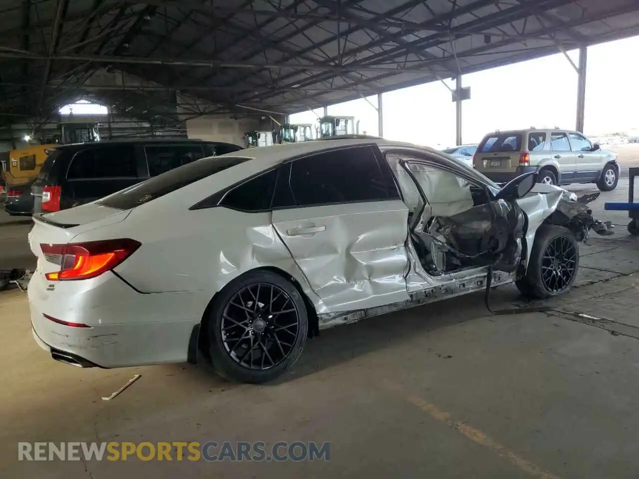 3 Фотография поврежденного автомобиля 1HGCV2F30MA007057 HONDA ACCORD 2021