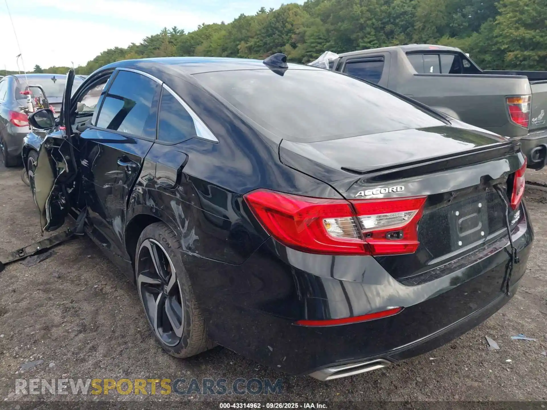 3 Photograph of a damaged car 1HGCV2F36MA018905 HONDA ACCORD 2021
