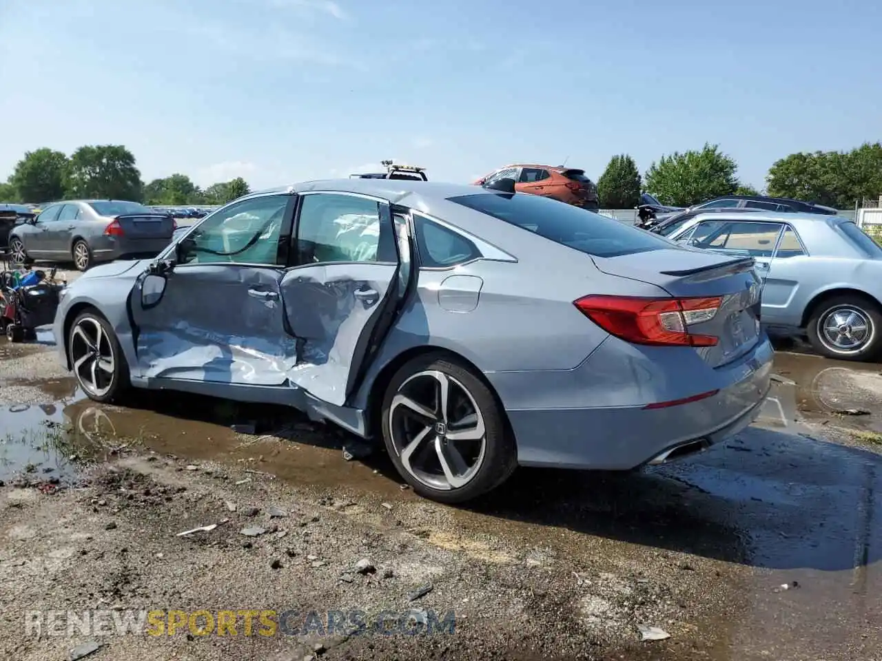 2 Photograph of a damaged car 1HGCV2F36MA029306 HONDA ACCORD 2021