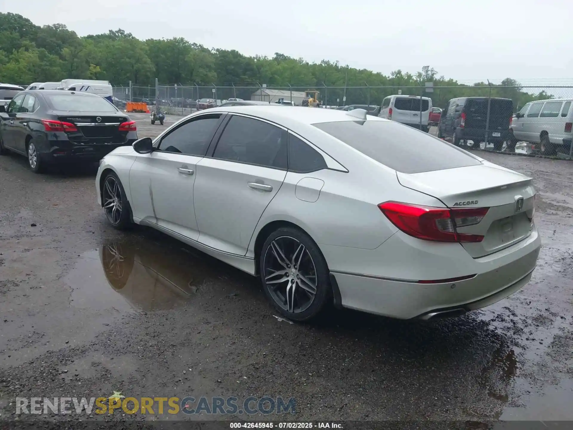 3 Photograph of a damaged car 1HGCV2F94MA016364 HONDA ACCORD 2021