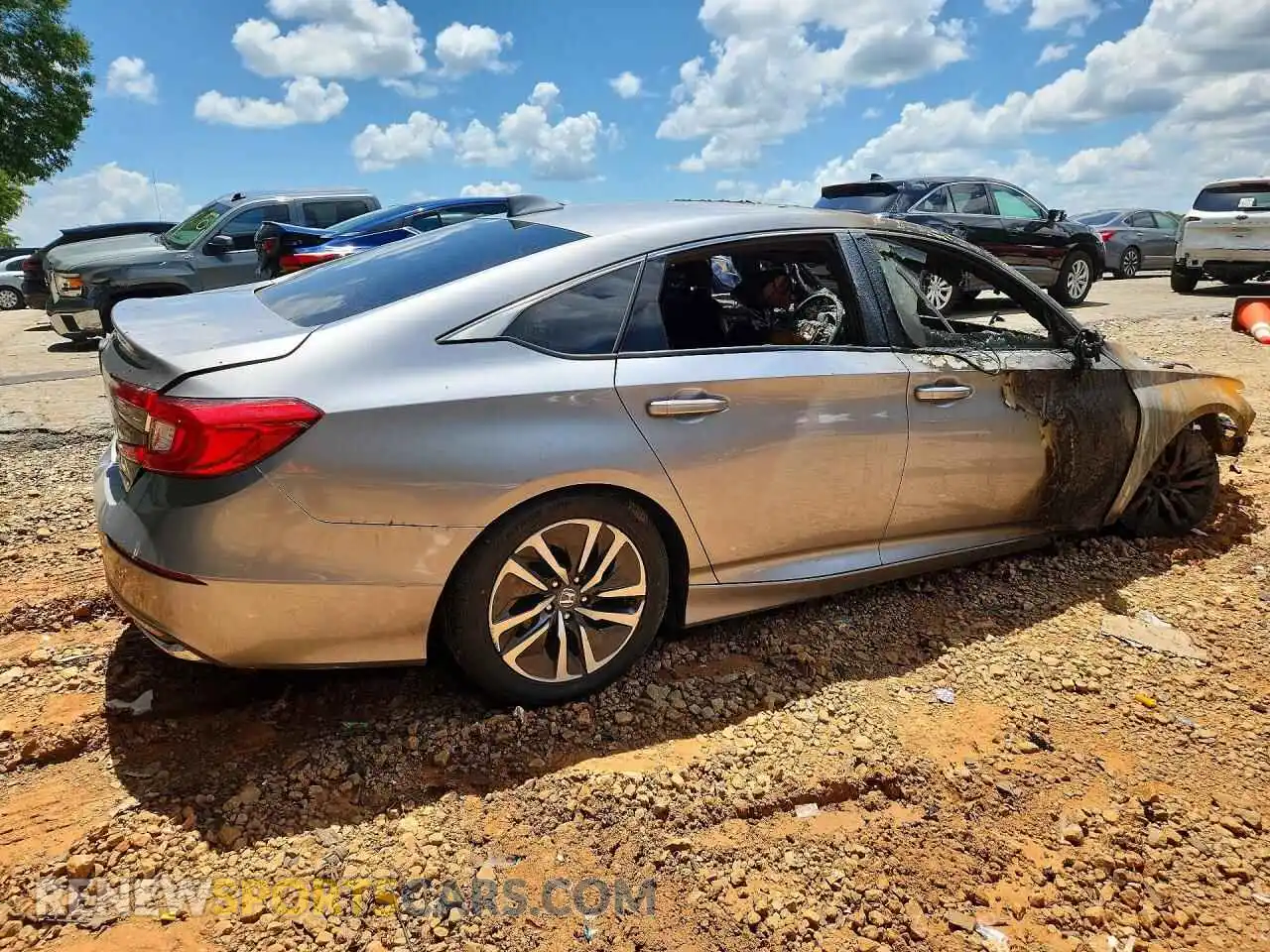 3 Фотография поврежденного автомобиля 1HGCV3F16MA003499 HONDA ACCORD 2021