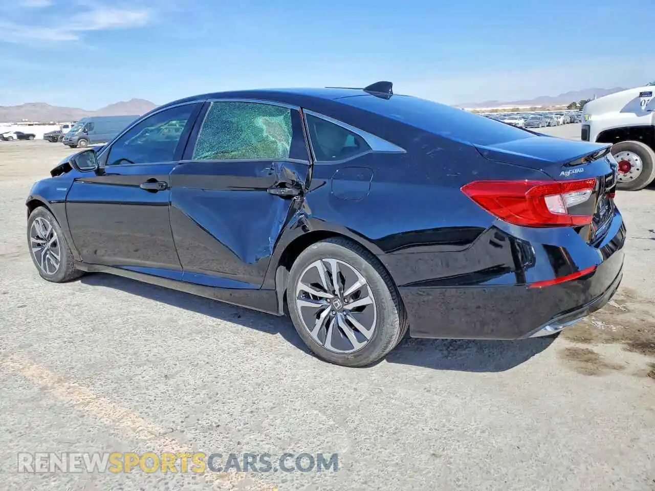 2 fotografías del automóvil dañado 1HGCV3F17MA017640 HONDA ACCORD 2021