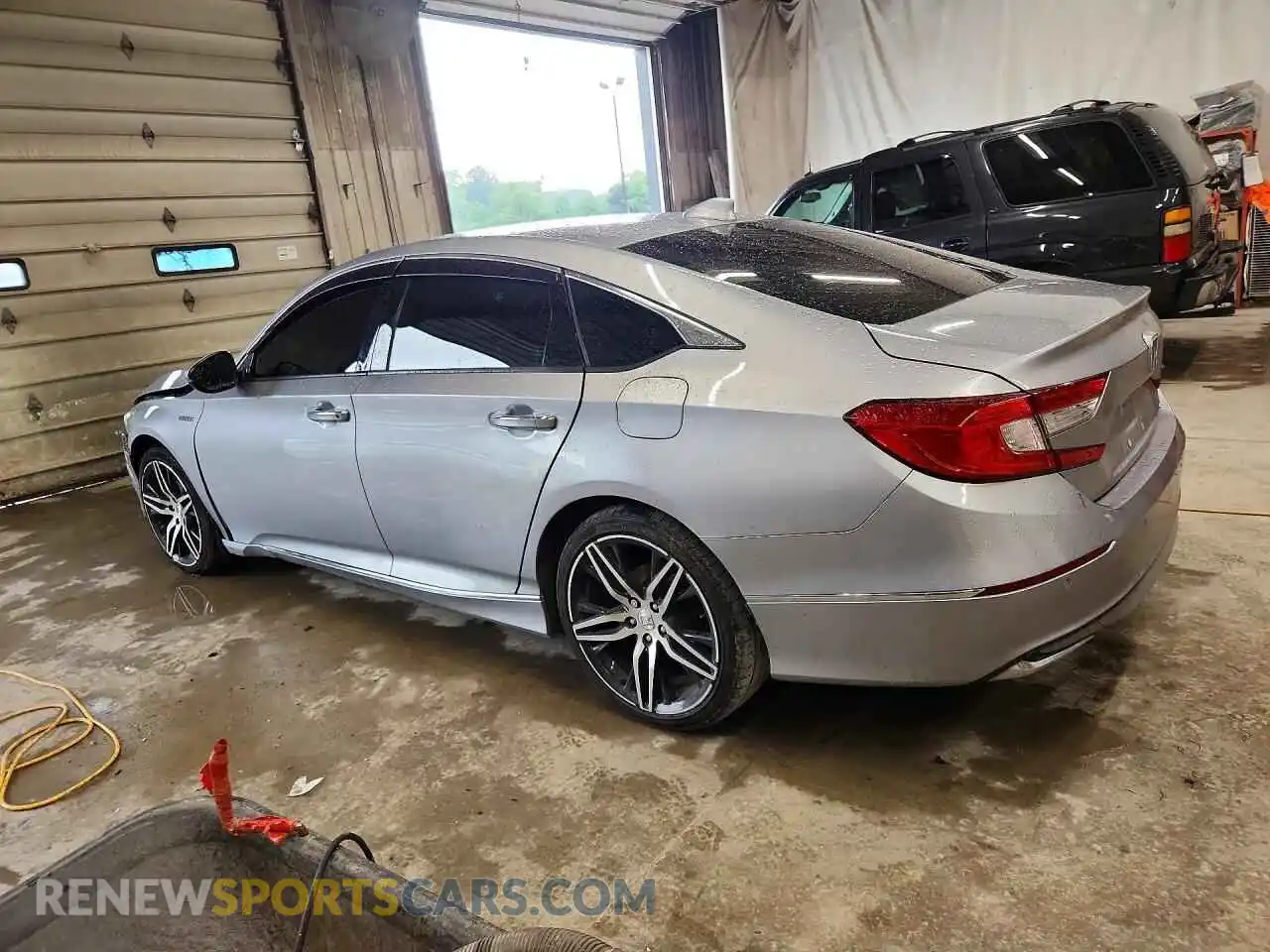 2 fotografías del automóvil dañado 1HGCV3F94MA014667 HONDA ACCORD 2021