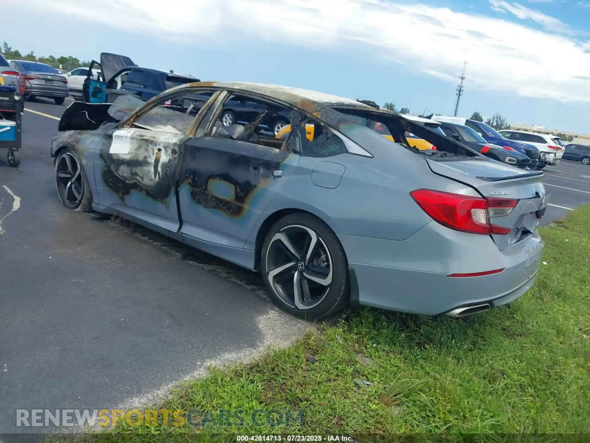 3 Photograph of a damaged car 1HGCV1F38NA016231 HONDA ACCORD 2022